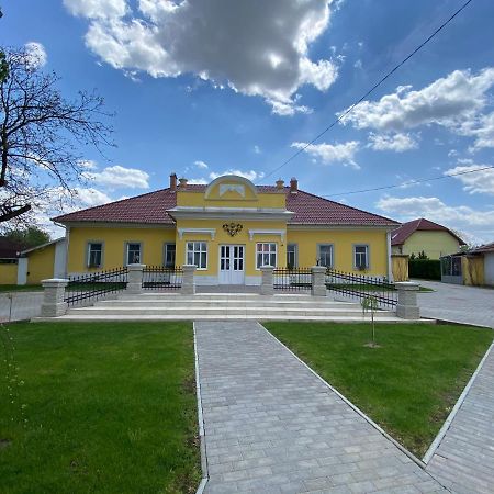 Kuria Vendeghaz Hotel Poroszló Buitenkant foto