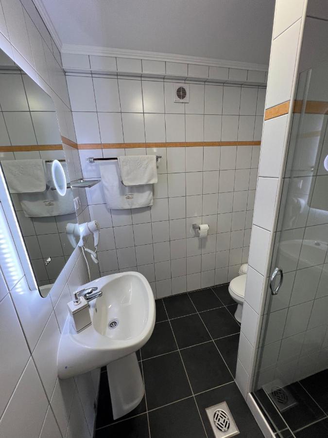Kuria Vendeghaz Hotel Poroszló Buitenkant foto