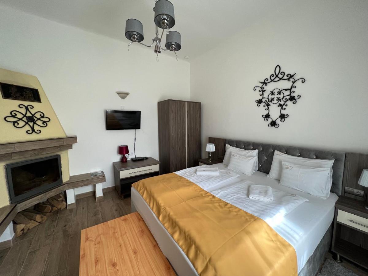 Kuria Vendeghaz Hotel Poroszló Buitenkant foto