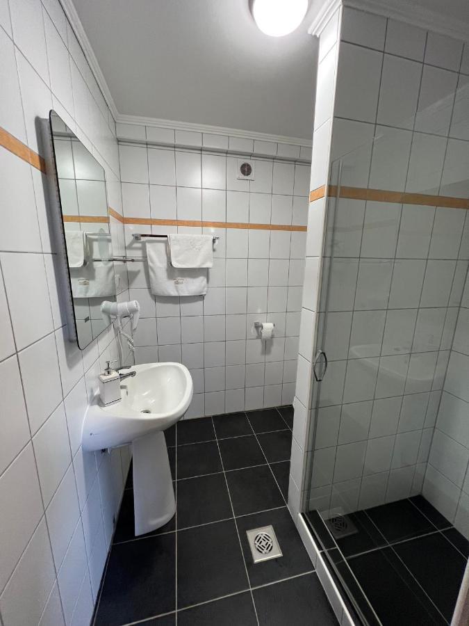 Kuria Vendeghaz Hotel Poroszló Buitenkant foto